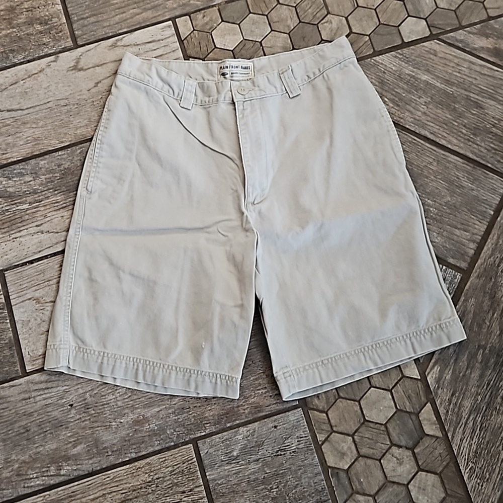 Old Navy Flat Front Khaki Shorts Size 30